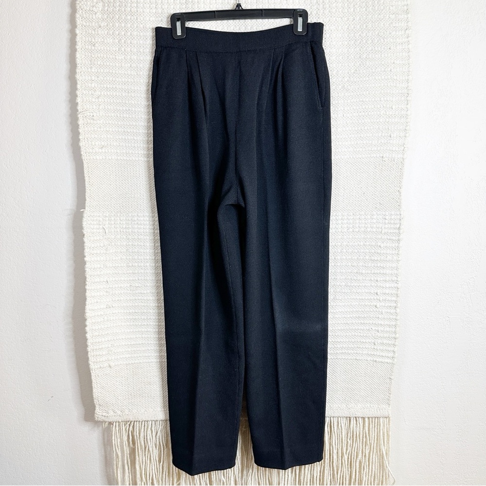 ST. JOHN black Santana knit high waisted pleated tapered leg pants 8